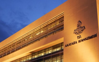 AYM: Anayasa Mahkemesi, memurun siyasi bir açıklamaya katılmasında ceza gerektirecek bir durum yok